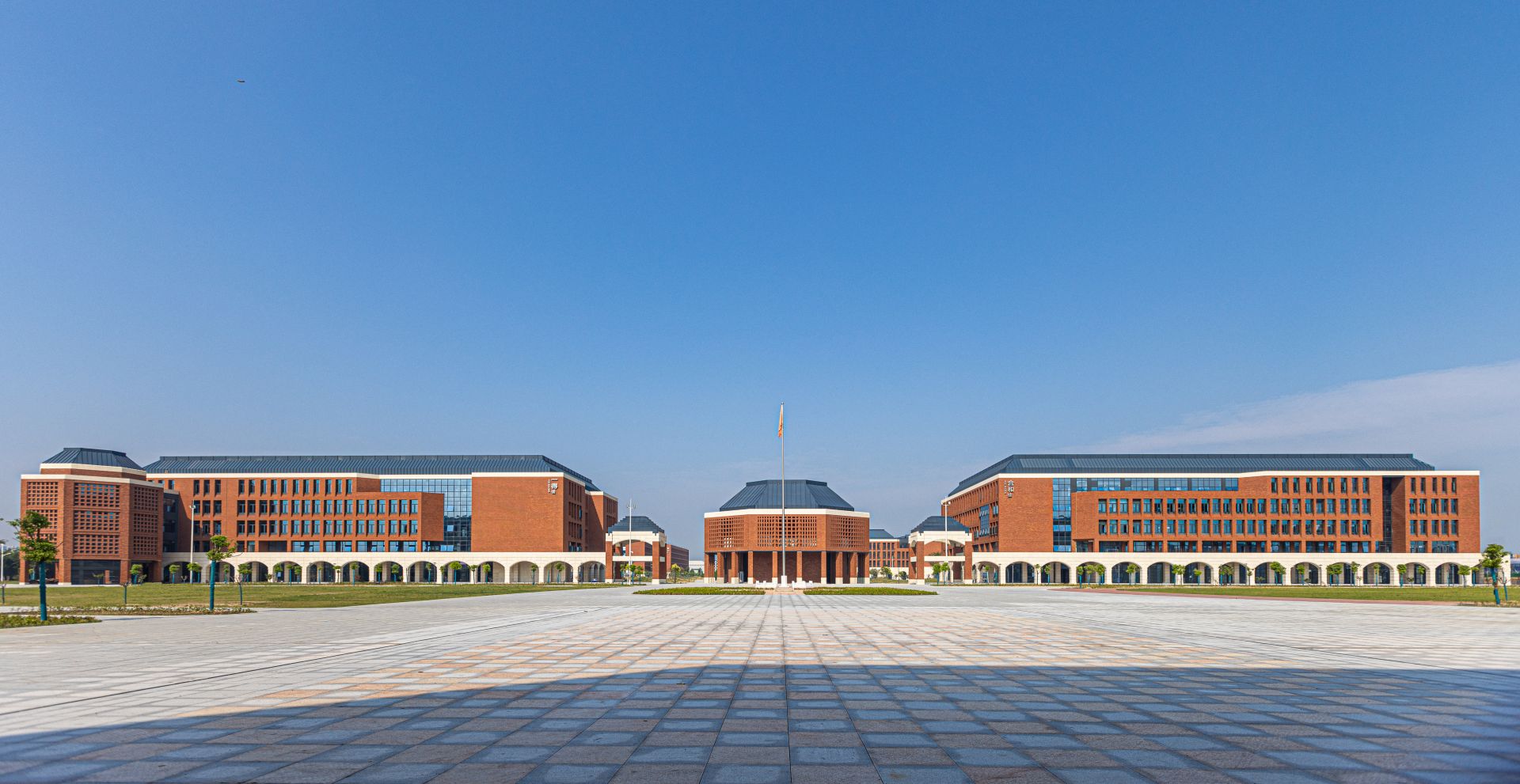 Faculty of Public Education: Square